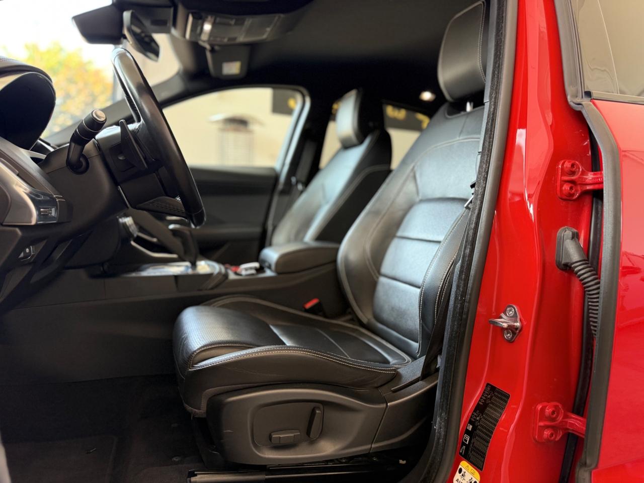 Jaguar E-Pace 2.0D 240 CV AWD aut. R-Dynamic HSE