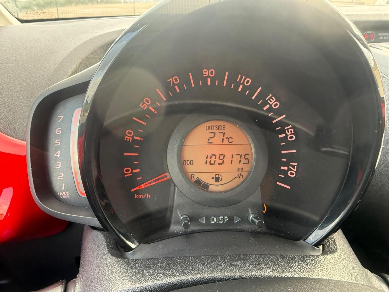 Toyota Aygo 1.0 VVT-i 69 CV 5 porte x-business