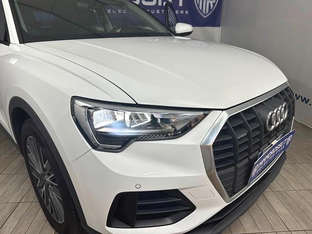 Audi Q3 40 TFSI Business Advanced Quattro Auto.