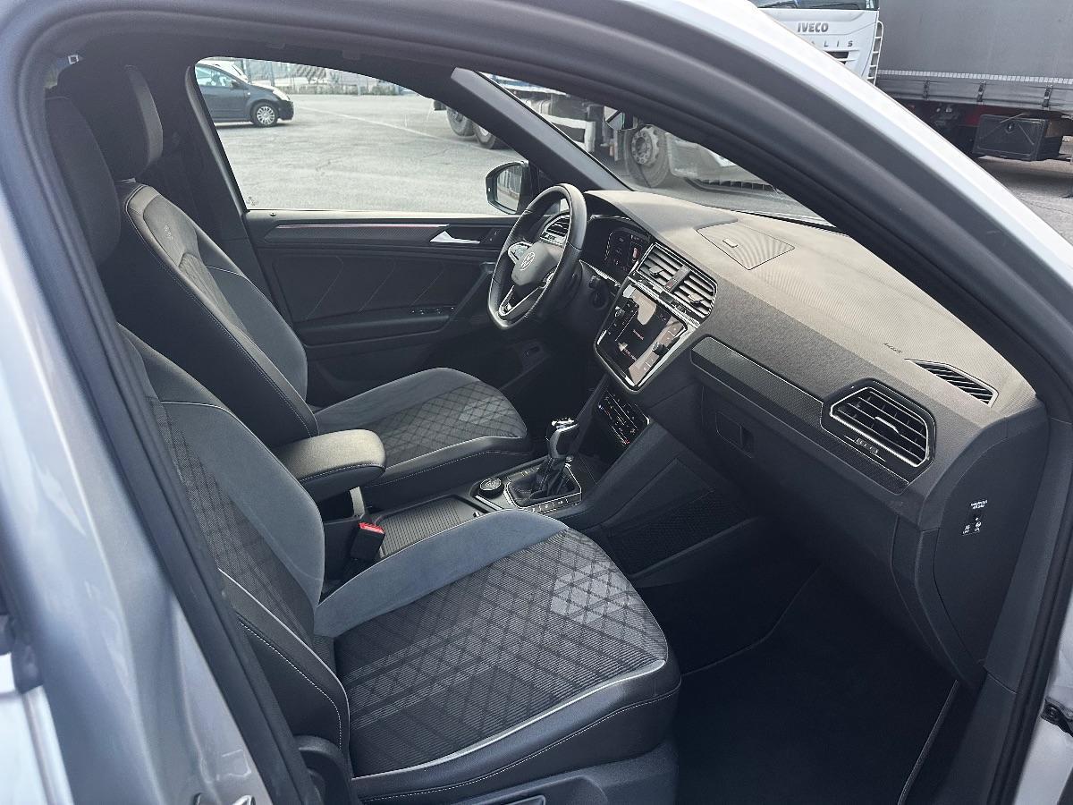 VOLKSWAGEN - Tiguan - Allsp. 2.0 TDI SCR DSG R-Line