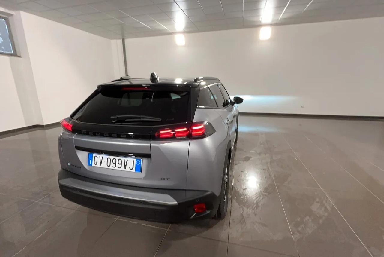 Peugeot 2008 motore elettrico 136 CV Active