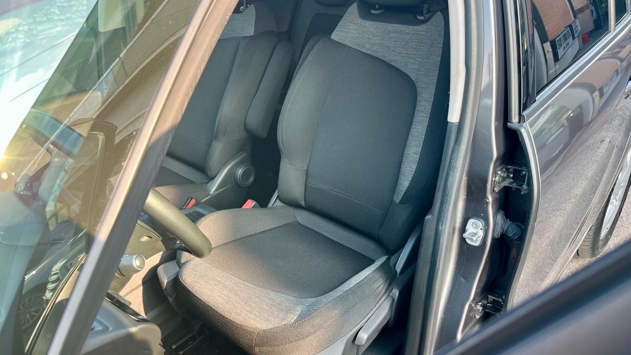 Citroen C4 SpaceTourer PureTech 130 S&S Feel " 7 POSTI "