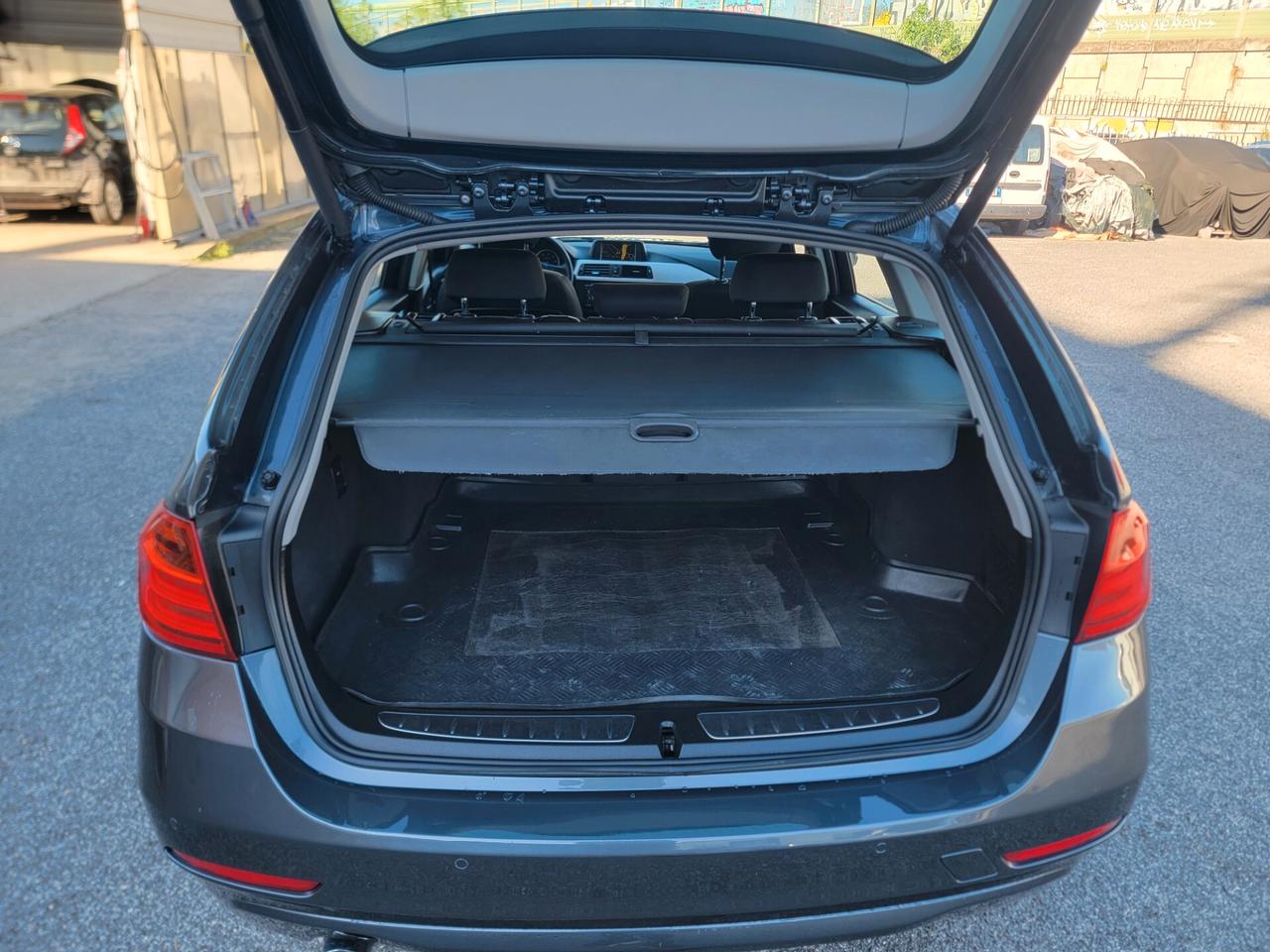 Bmw 320d Touring Sport euro 6 GARANZIA PERMUTE