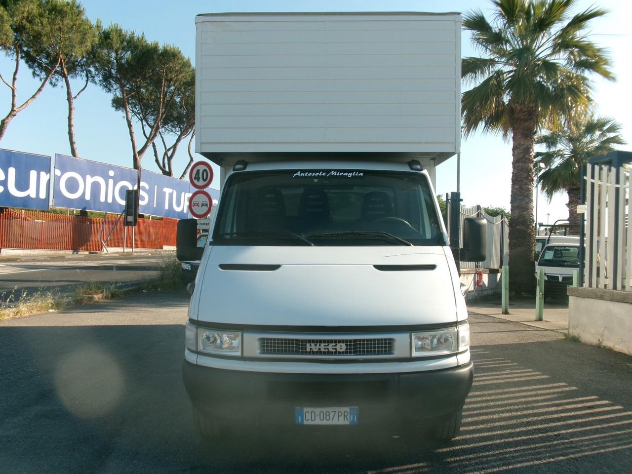 Iveco Daily 35C12 2.3 120CV FURGONE LEGA 4.30 CON IMPERIALE 176000 KM