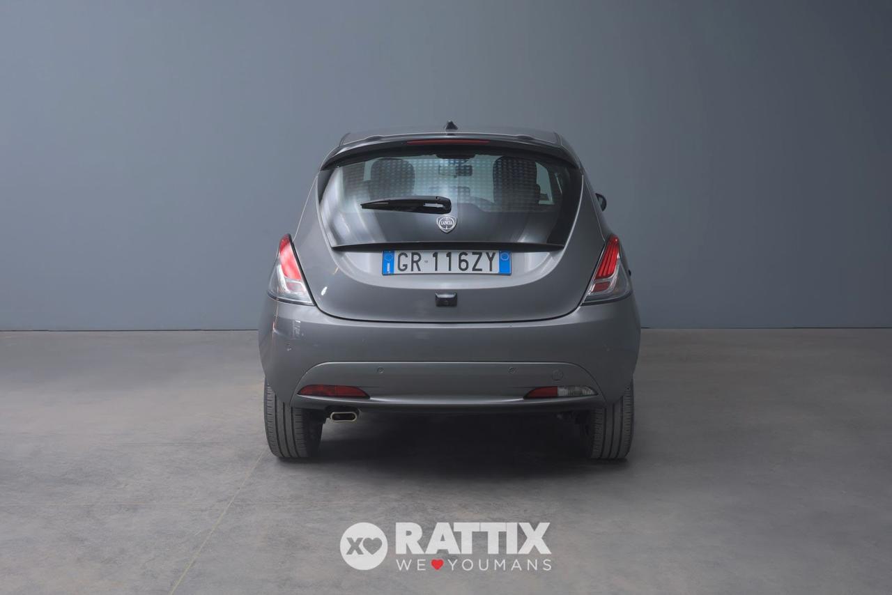 Lancia Ypsilon 1.0 Firefly Hybrid 70CV Platino