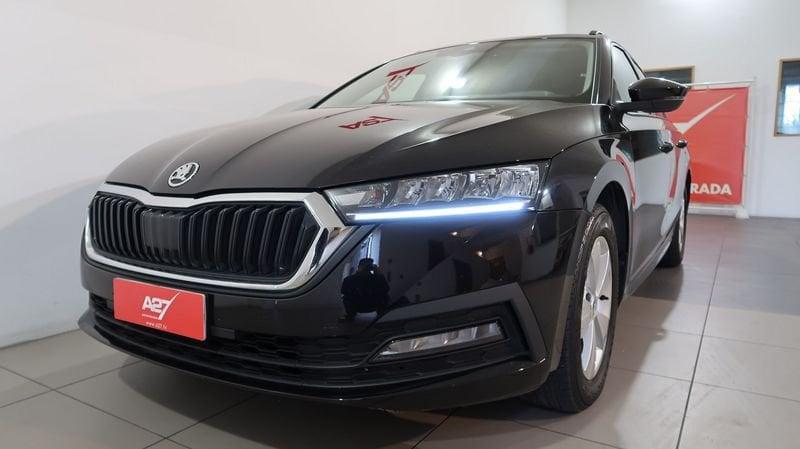 Skoda Octavia 2.0 TDI EVO 85KW AMBITION #CARPLAY#SENSORI PARCHEGGIO#