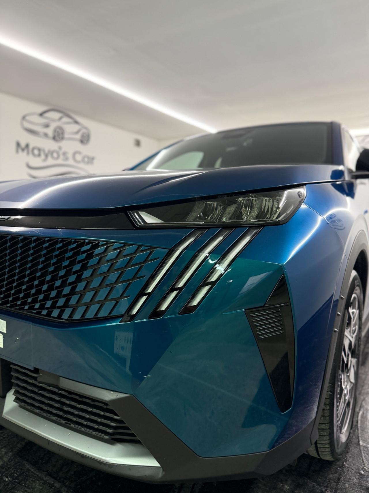 PEUGEOT 3008 FULL HYBRID (anno 2025)