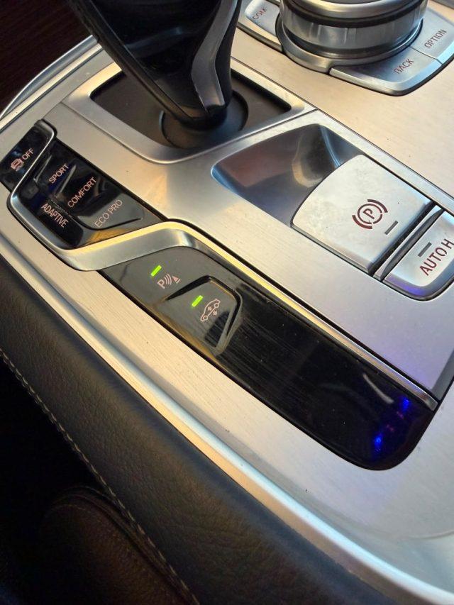 BMW 730 d xDrive Eccelsa //PELLE/NAVI//BLUETOOTH//