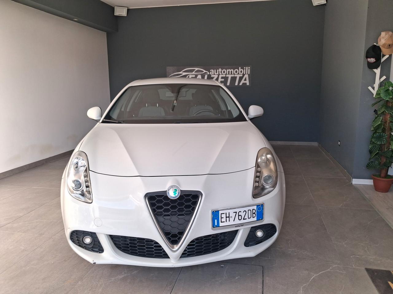Alfa Romeo Giulietta 1.6 JTDm-2 105 CV Distinctive