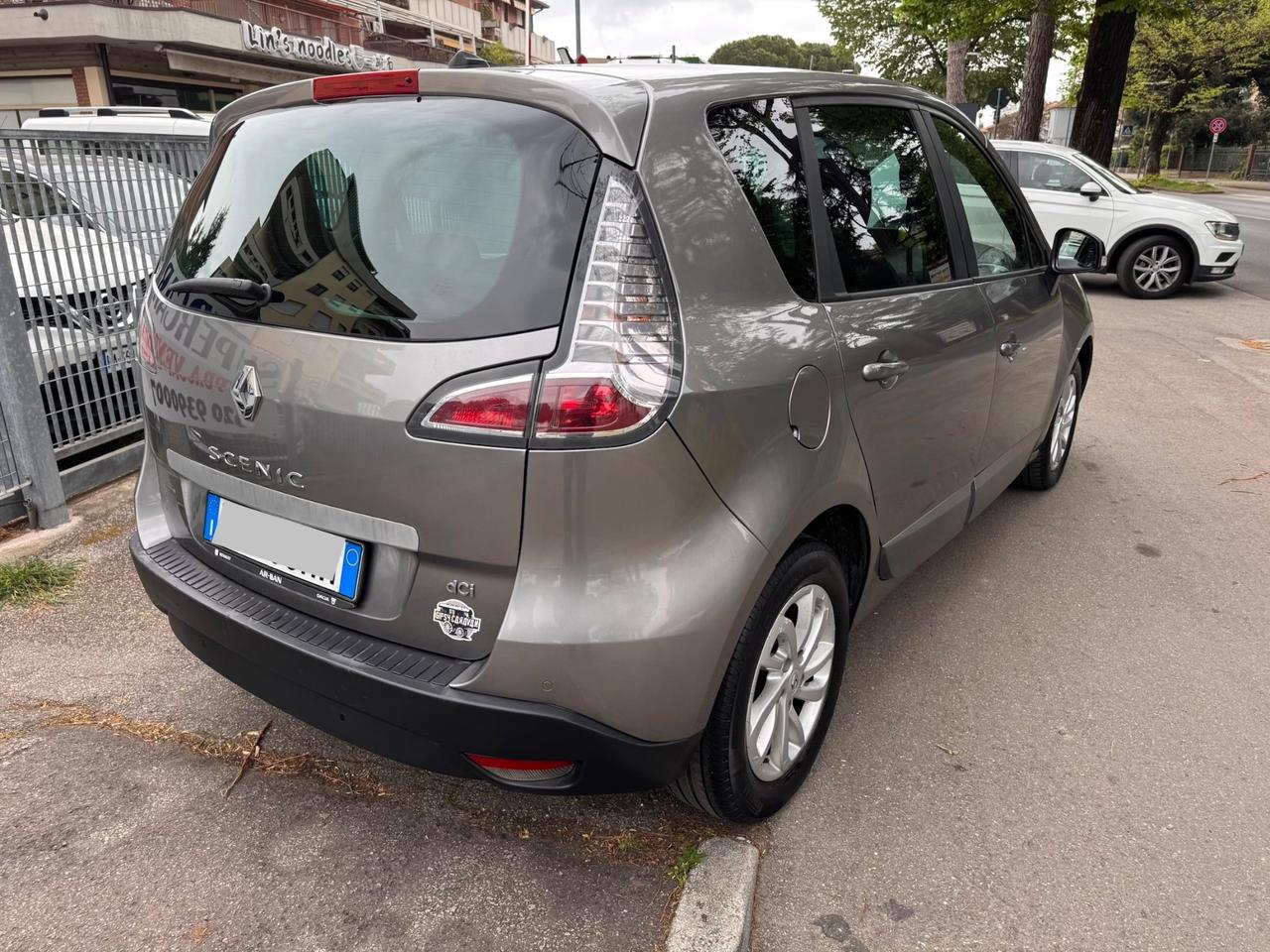 Renault Scenic XMod 1.5 dCi 110CV S&S garanzia 12 mesi