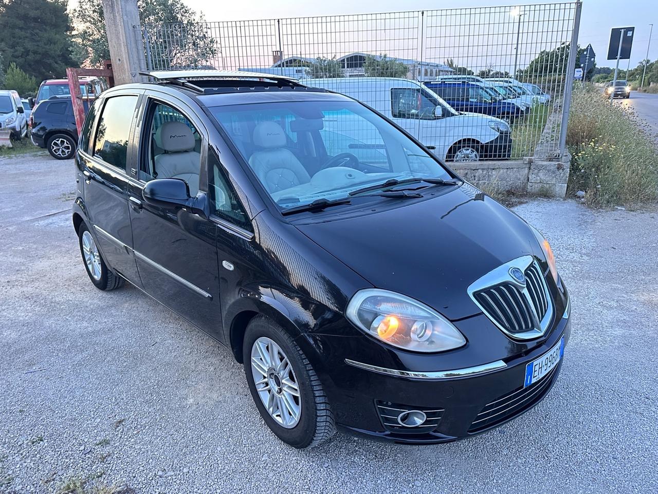 Lancia MUSA 1.3 Mjt 5th AVENUE-2012 TETTO/PELLE