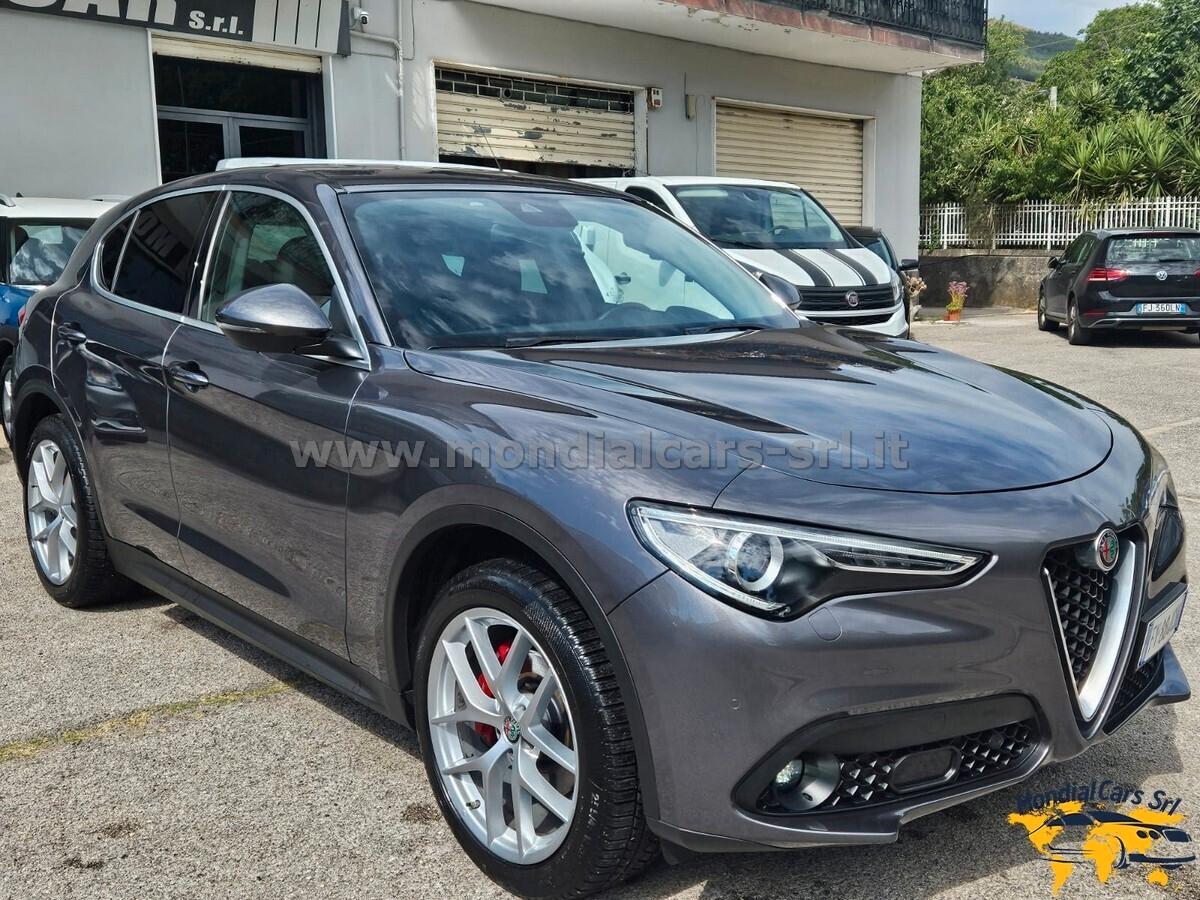 Alfa Romeo Stelvio 2.2 Turbodiesel 210 CV AT8 Q4 Executive