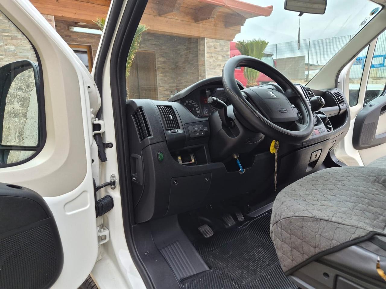 Peugeot BOXER 330 2.2 100CV FRIGO