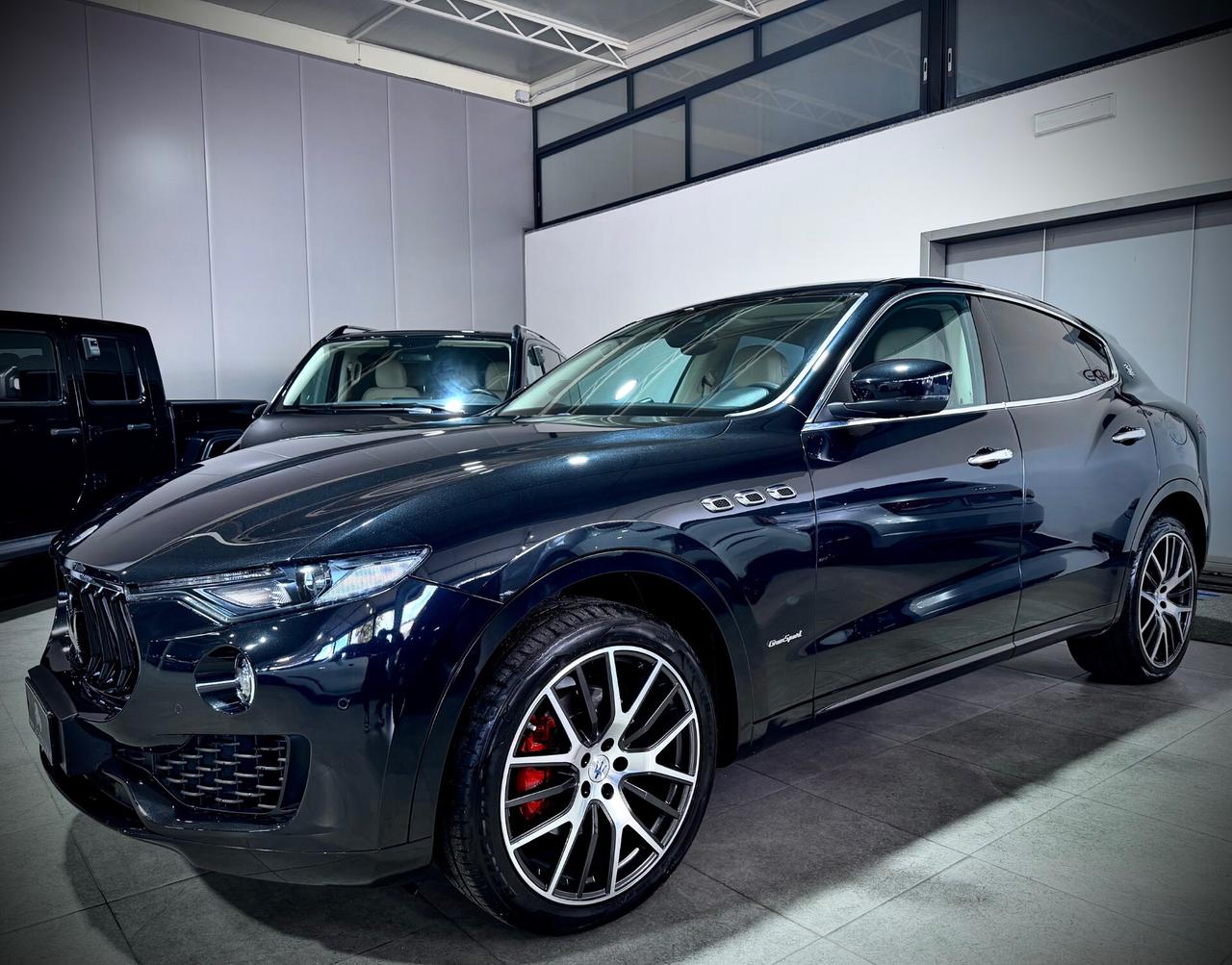 Maserati Levante 3.0 V6 Diesel Q4 Gransport RESTYLING