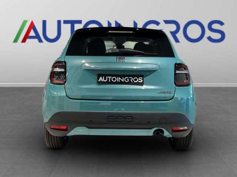 FIAT 600 1.2 hybrid 110cv auto