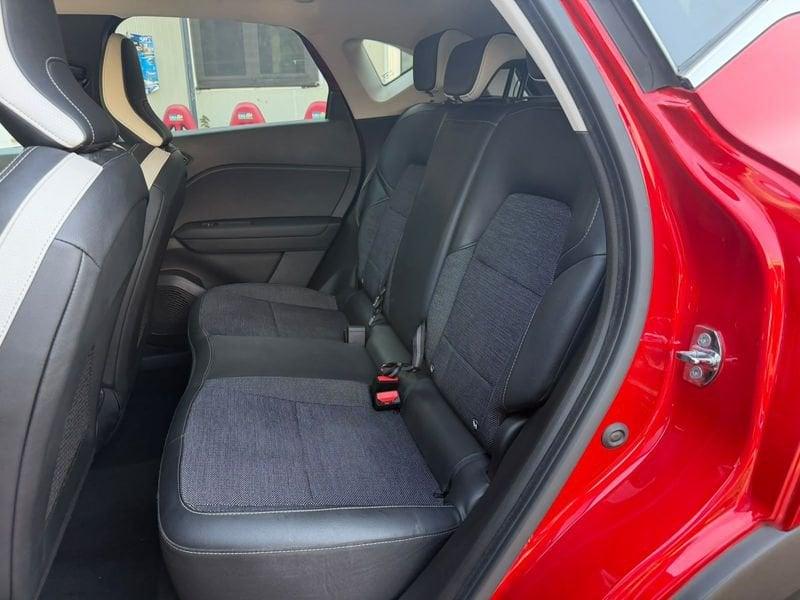 Renault Captur E-Tech plug-in hybrid 1.6 PHEV E-TECH 160cv INTENS