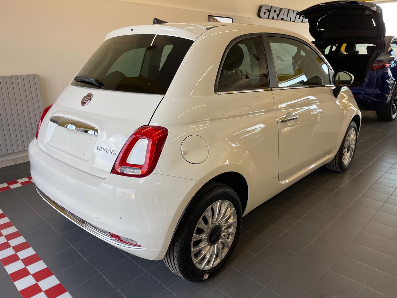 Fiat 500 1.0 Hybrid Dolcevita