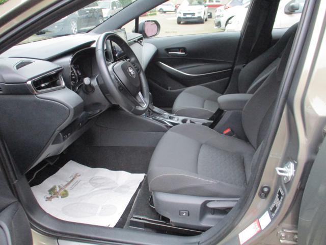 TOYOTA Corolla Touring Sports 1.8 Hybrid Business Tech