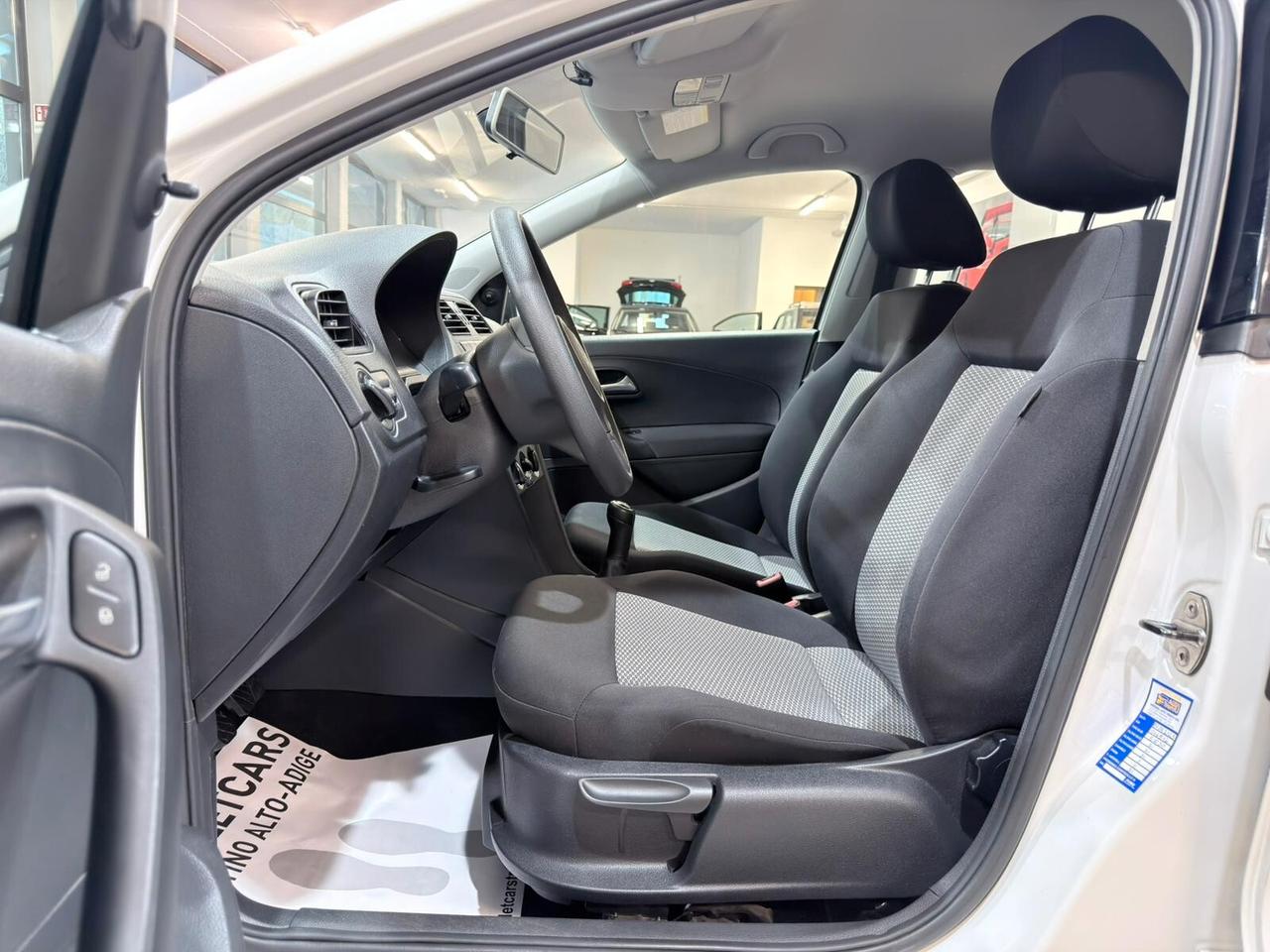 VOLKSWAGEN POLO 1.2TDI 75cv NEOPATENTATI