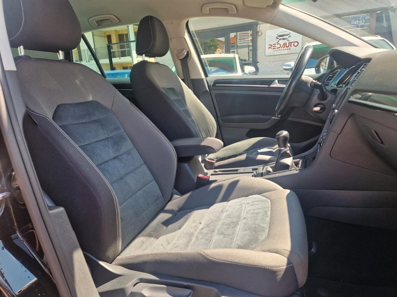 Volkswagen Golf 2.0 TDI DSG 5p. Highline BlueMotion Technology
