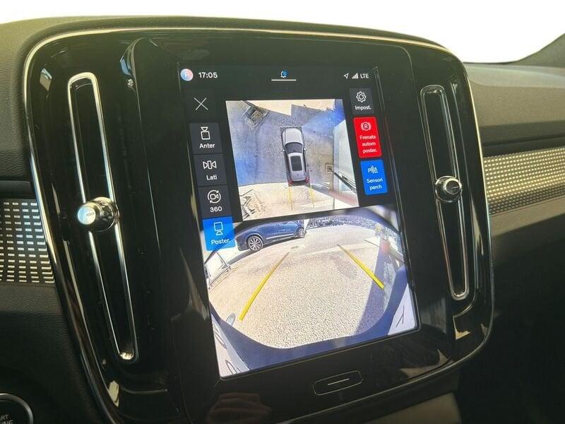 Volvo XC40 B3 163+14 CV Automatico LED Core N1 Autocarro