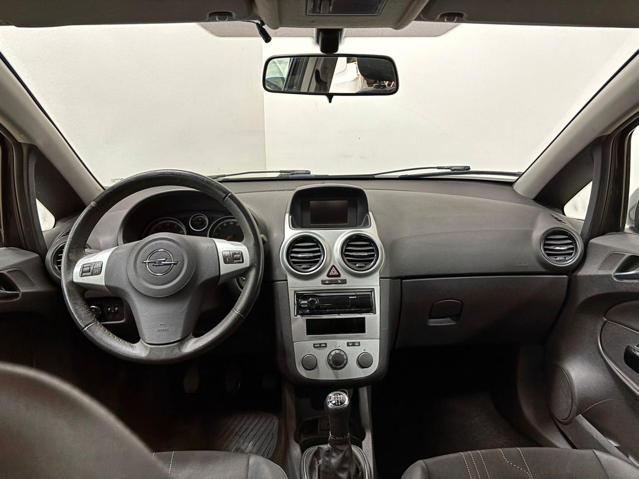 Opel Corsa 1.2 5 porte