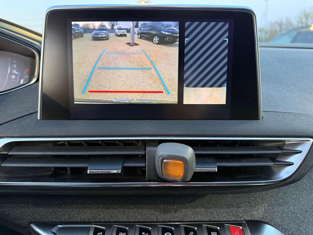 Peugeot 3008 3008 Turbo 130cv S&S EAT8 Allure CINGHIA FATTA