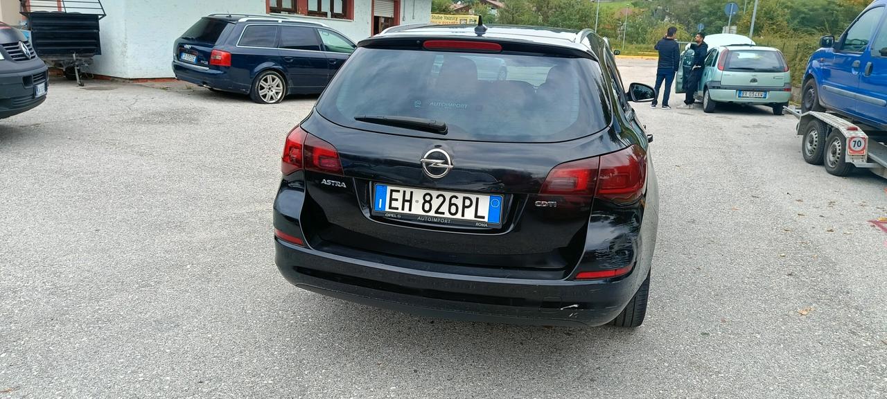 Opel Astra 1.7 CDTI 110CV Sports Tourer Cosmo