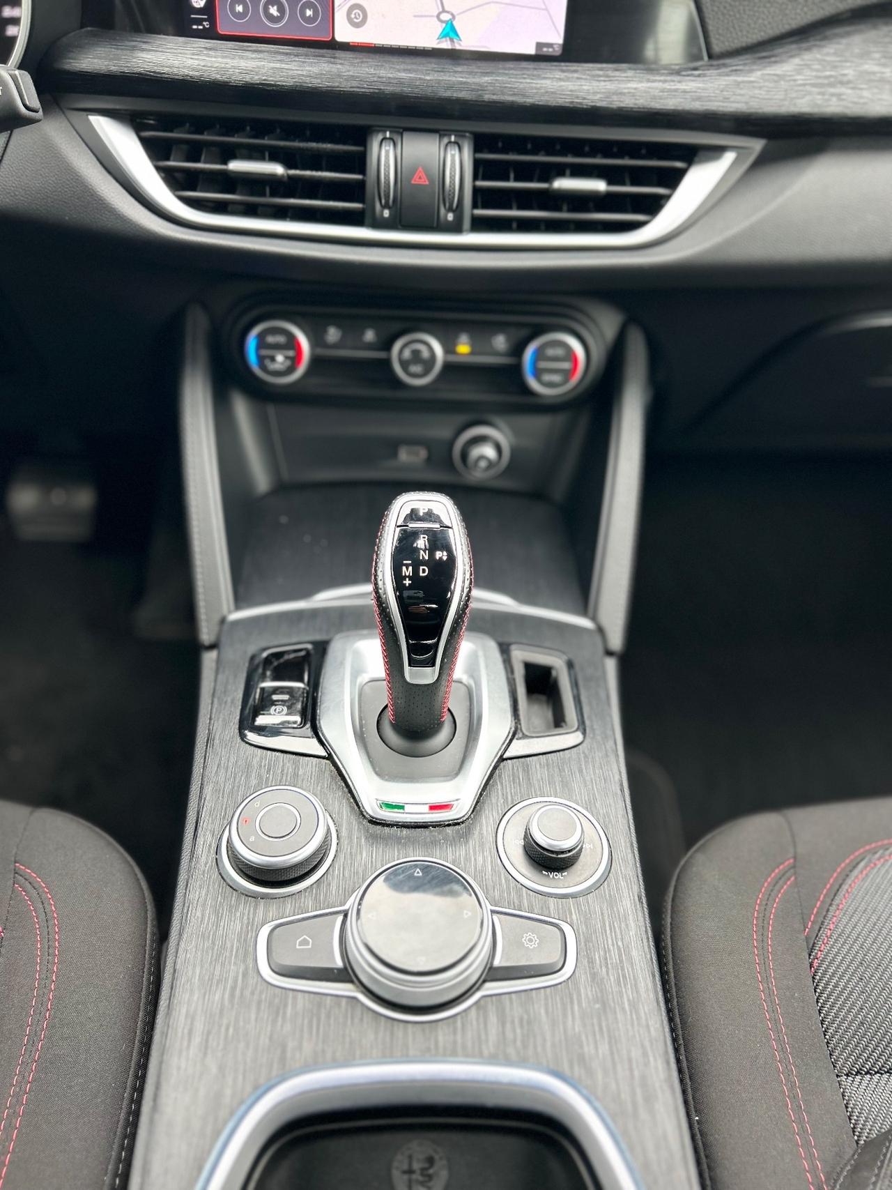 Alfa Romeo Stelvio 2.2 Turbodiesel 160 CV AT8 RWD Business