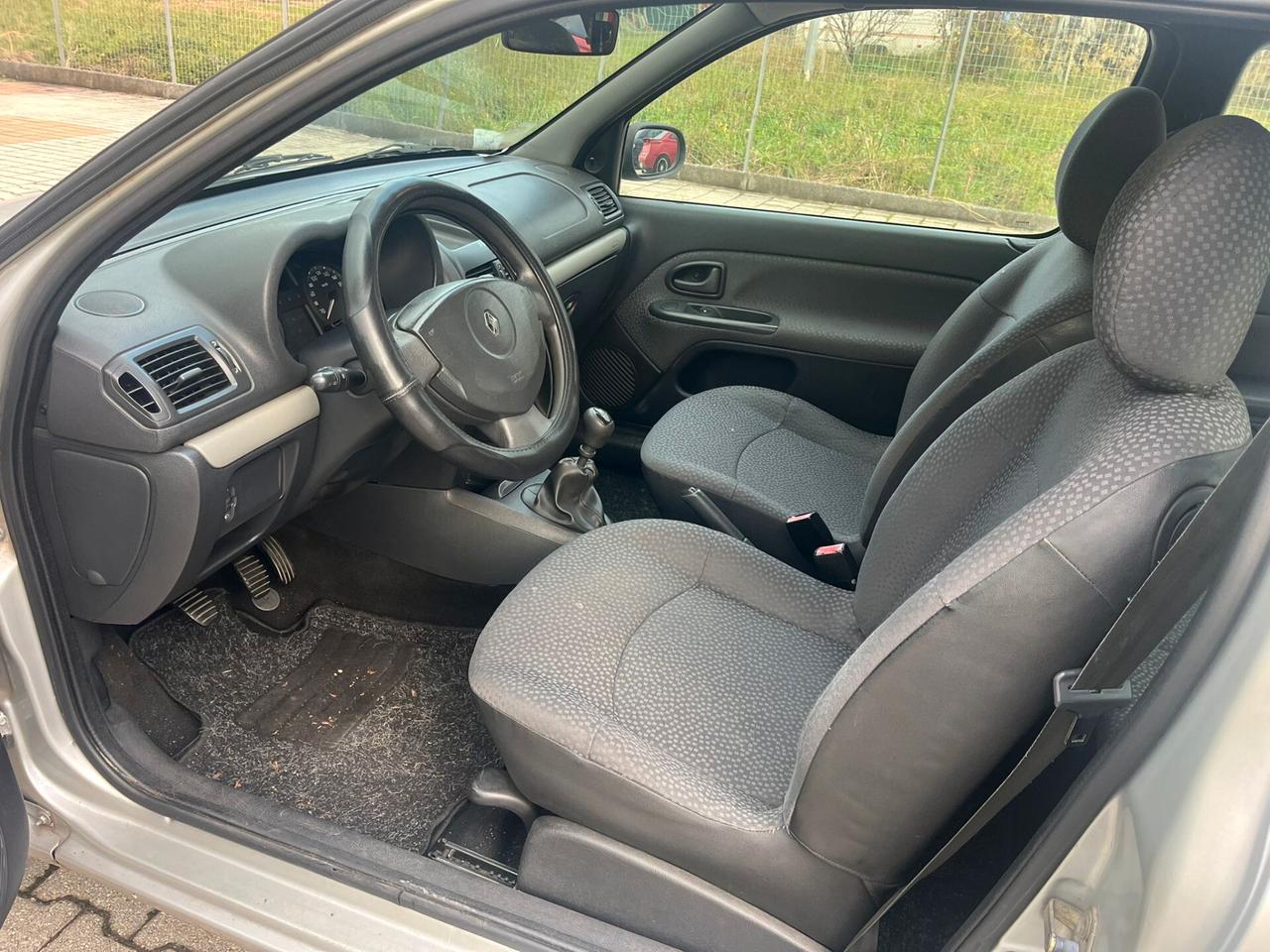 Renault Clio Storia 1.2 3 porte Confort