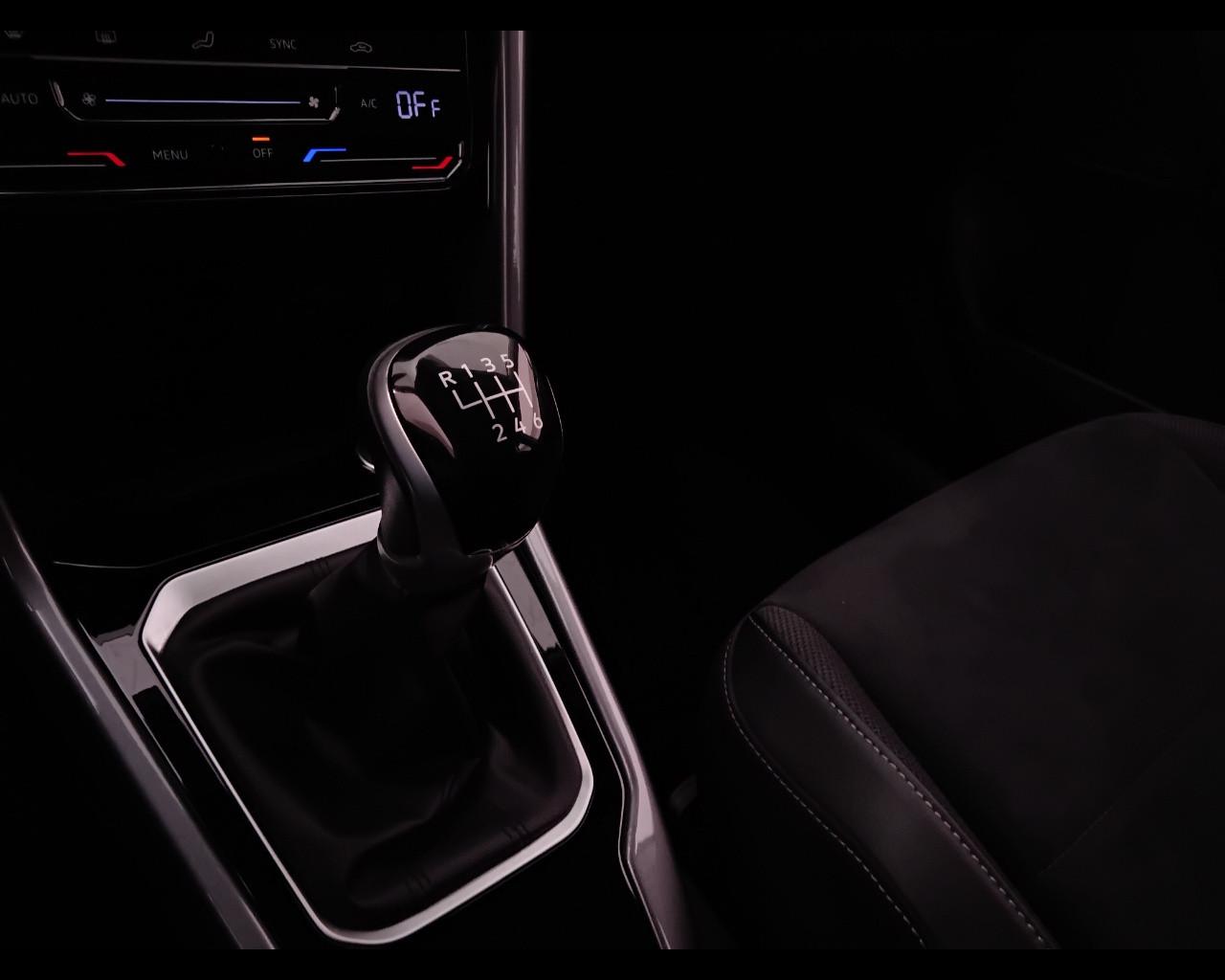 VOLKSWAGEN T-Roc 2022 - T-Roc 1.0 tsi Style 110cv