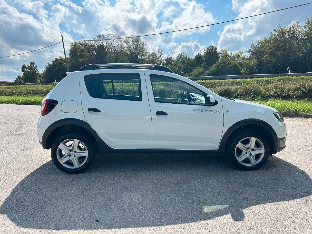 Dacia Sandero Stepway 1.5 dci s&s 90cv auto