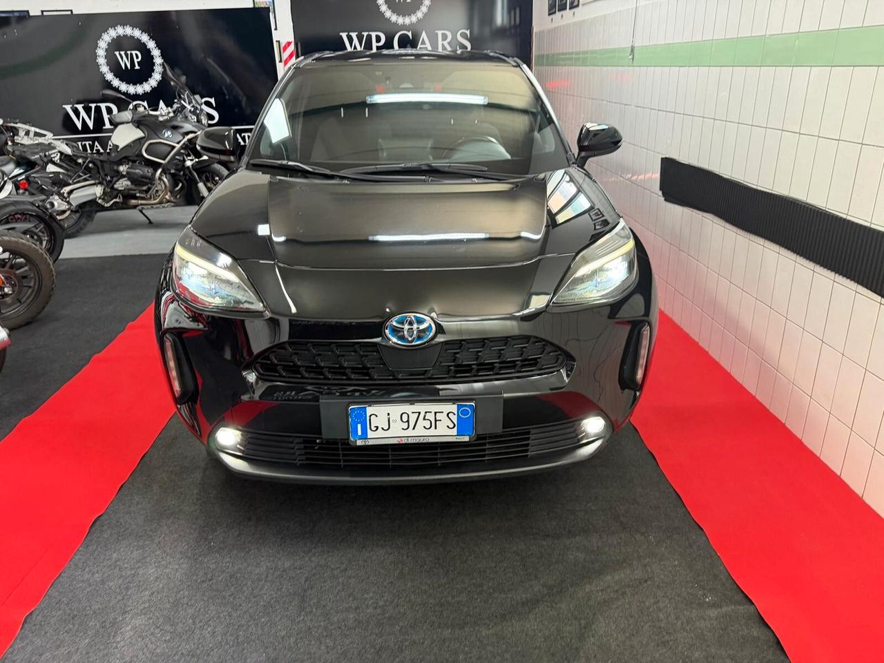 Toyota Yaris Cross 1.5 Hybrid 5p. E-CVT AWD-i Trend