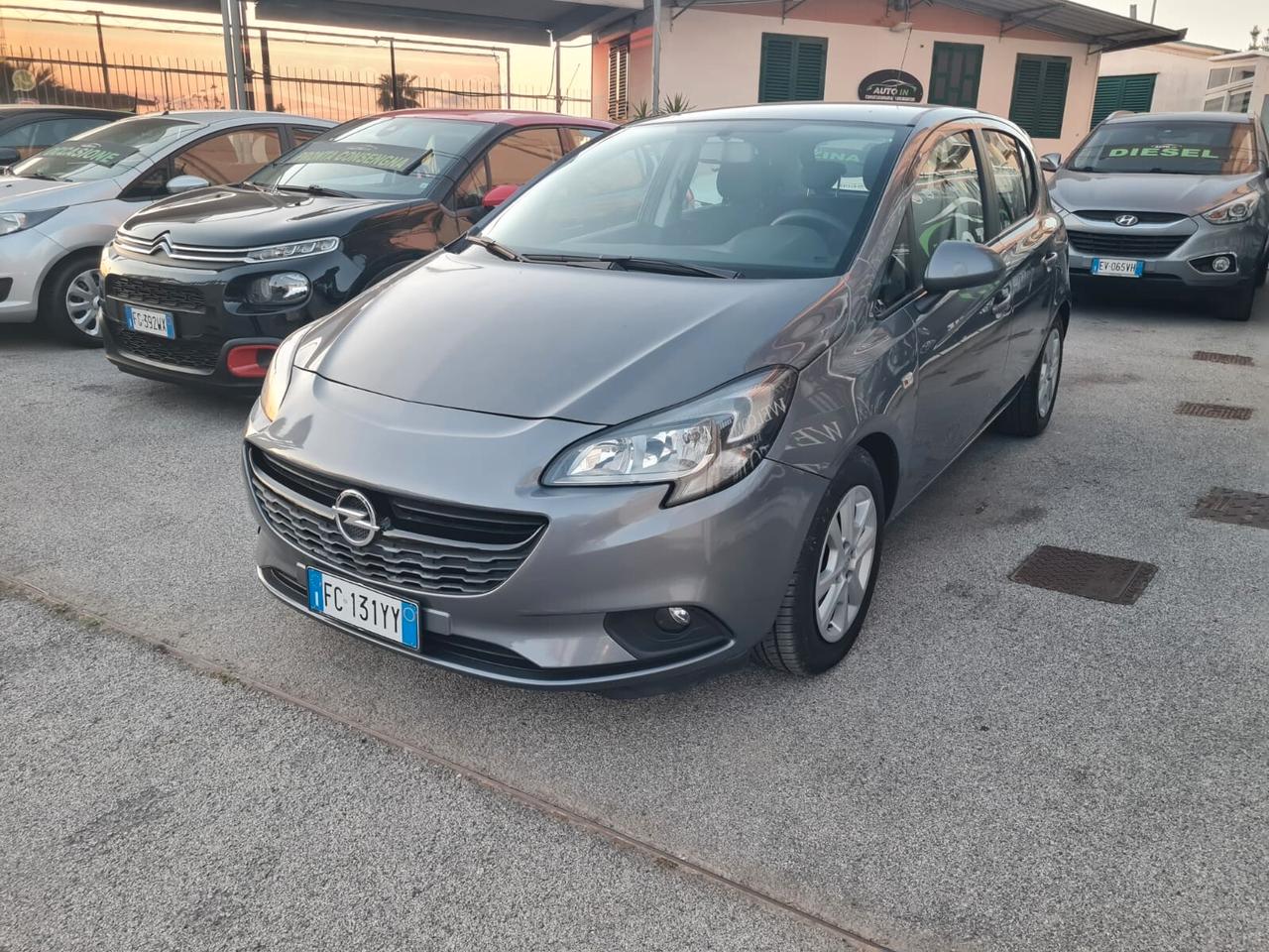 Opel Corsa 1.2 5 porte