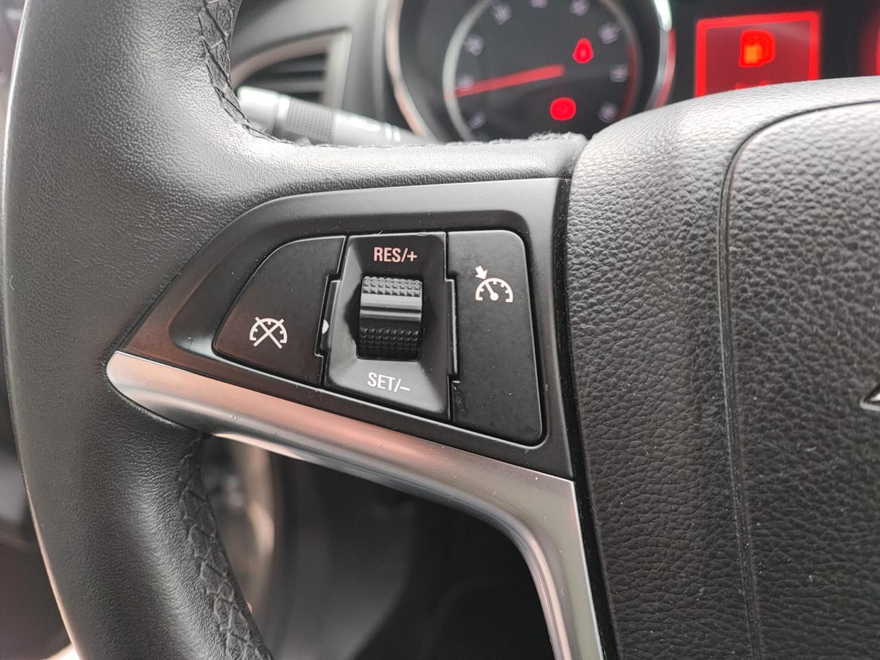 Opel Astra 1.6 115CV Sports Tourer Cosmo