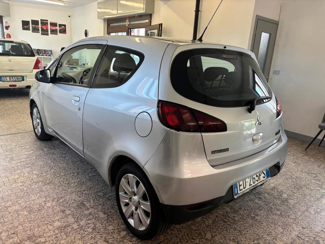 Mitsubishi Colt 1.1 12V 3p. Inform