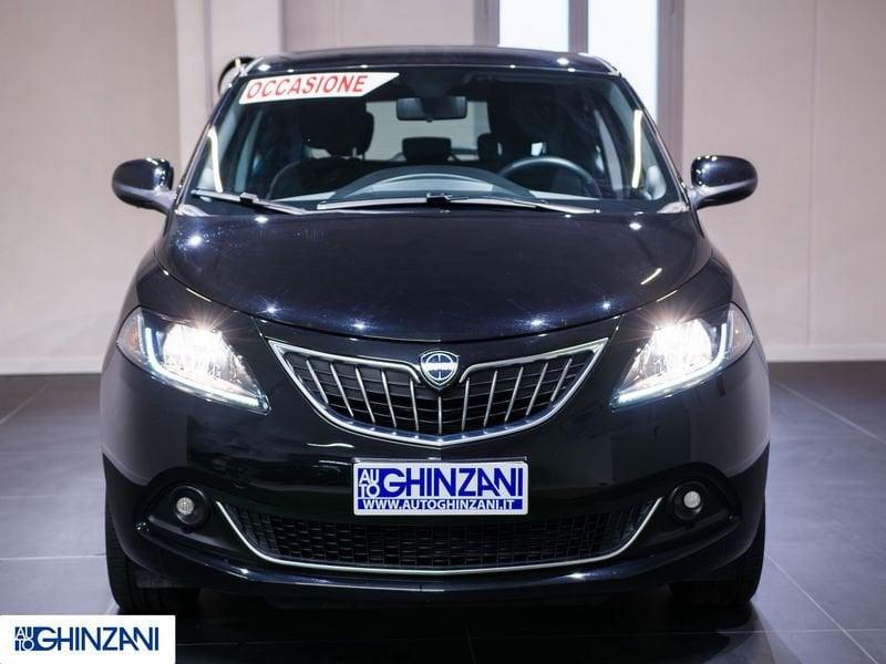 Lancia Ypsilon 1.0 Hybrid 70 CV S&S Gold Neo Patentati