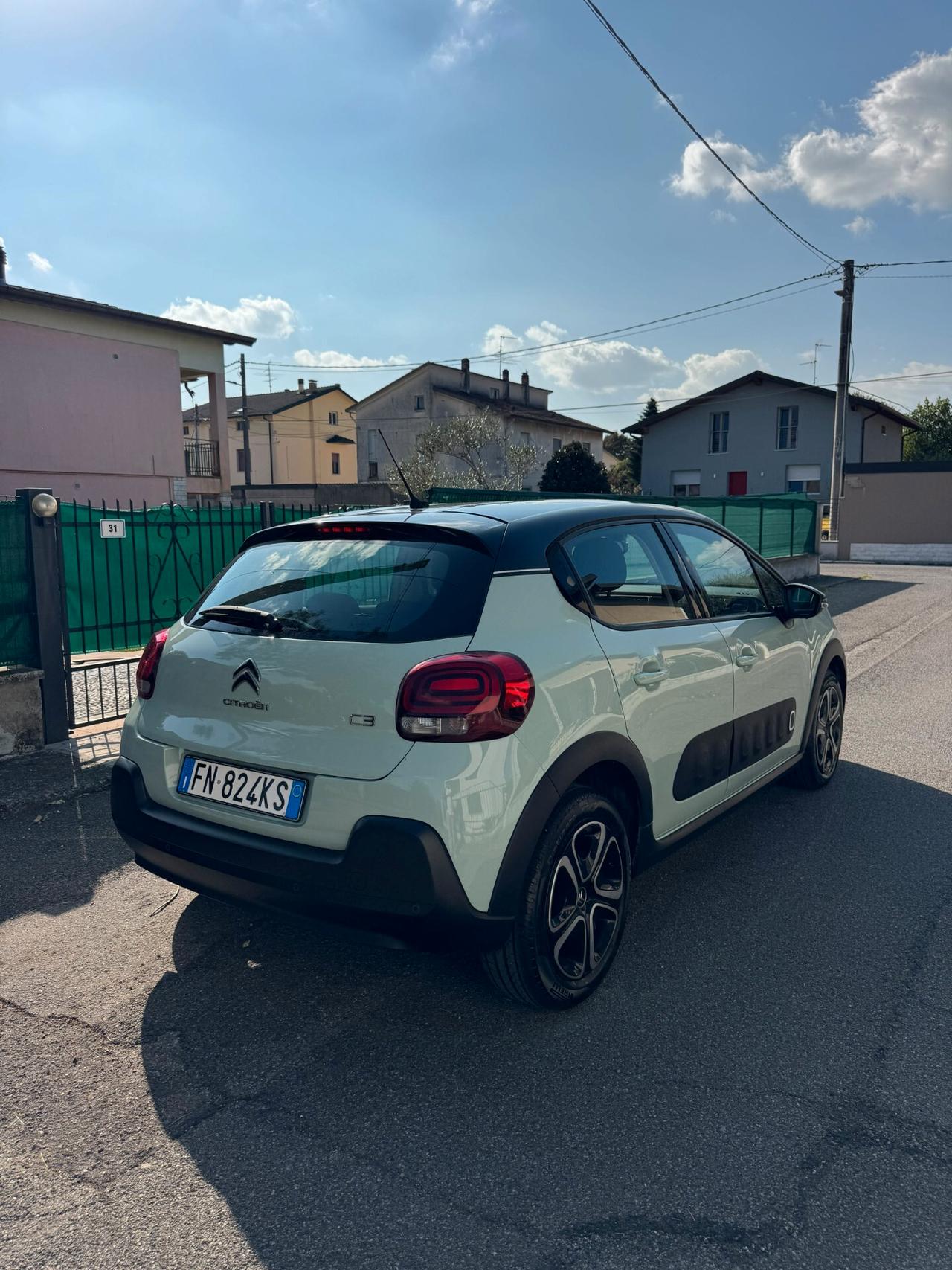 Citroen C3 PureTech 82 GPL Shine EURO 6B