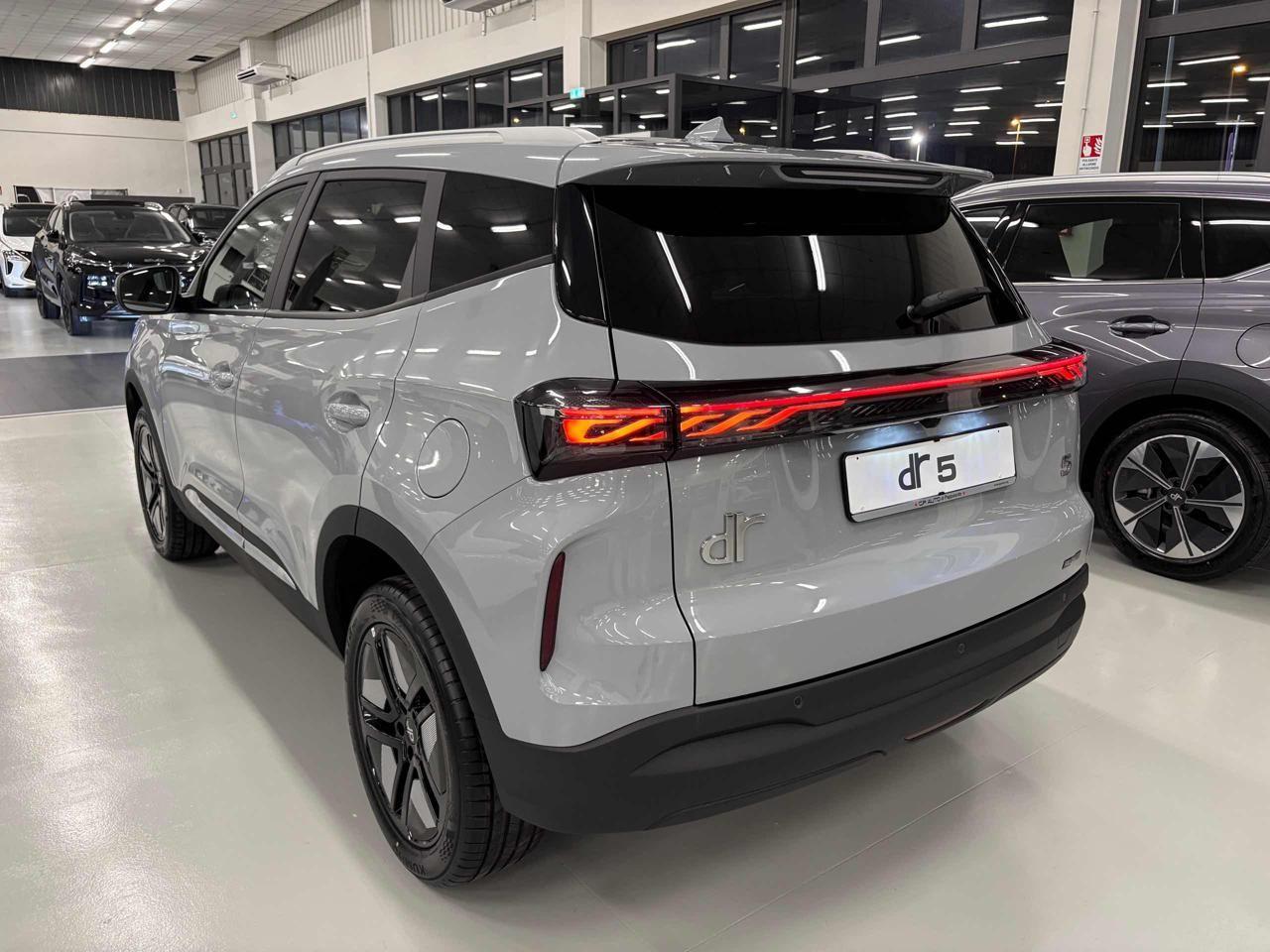 DR Automobiles DR5 1.5 HEV Full Hybrid