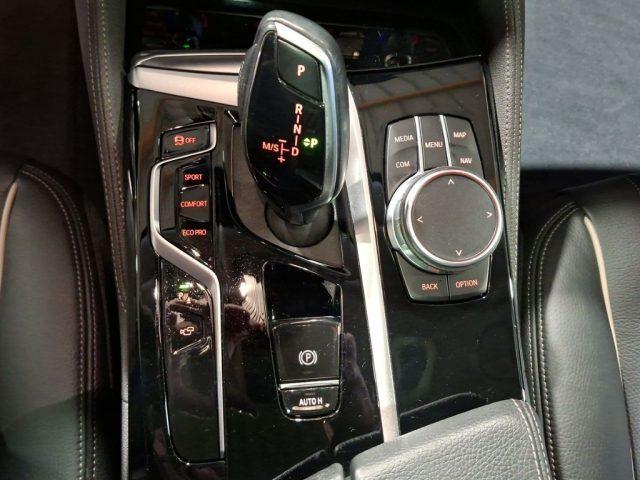 BMW 520 d 48V Touring Luxury Aut. + Tetto apr.