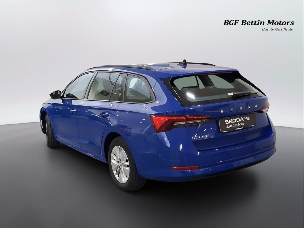 Skoda Octavia Wagon 1.0 tsi Ambition