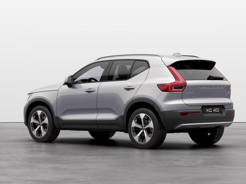 Volvo XC40 B3 163+11 CV Mild Hybrid Benzina Automatico Core Pronta Consegna