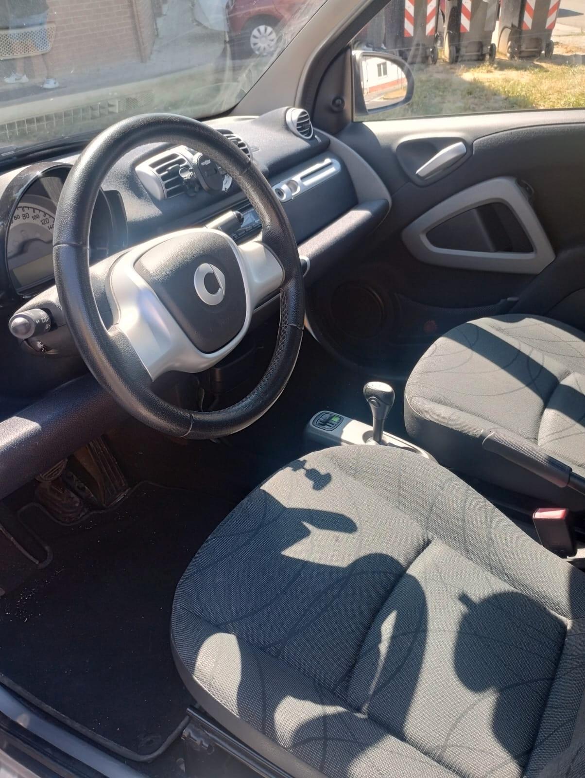 Smart ForTwo 52 kW MHD coupé White Tailor Made