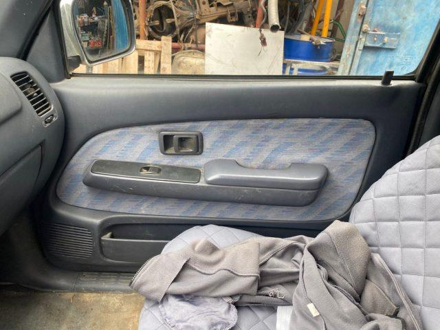 TOYOTA Hilux 2.4 TD 4WD 2/2 Extra Cab Pup. SR5