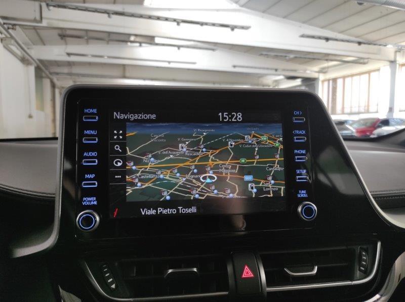 TOYOTA C-HR (2016-2023) - C-HR 1.8 Hybrid E-CVT Business