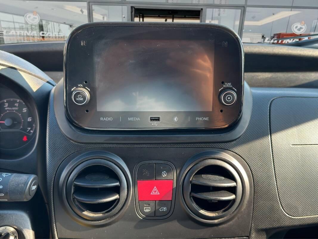 Fiat Fiorino Cargo 1.3 mjt 80cv CON CARPLAY