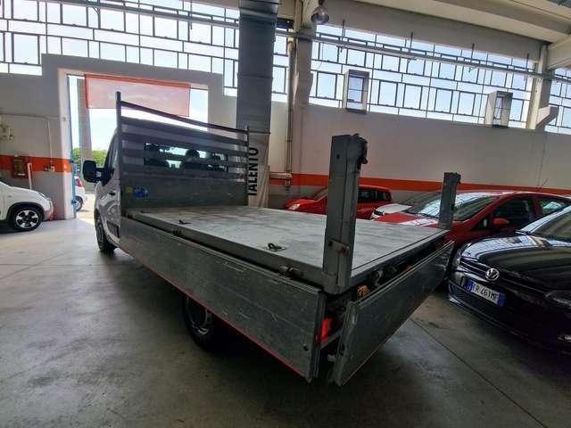 Renault MASTER TRILATERALE GANCIO TRAINO