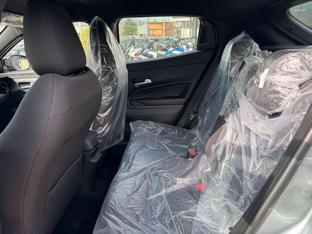 Alfa Romeo Junior 1.2 136 CV Hybrid 2026 KM 0 IVA ESPOSTA Tua a solo 249 Euro al mese