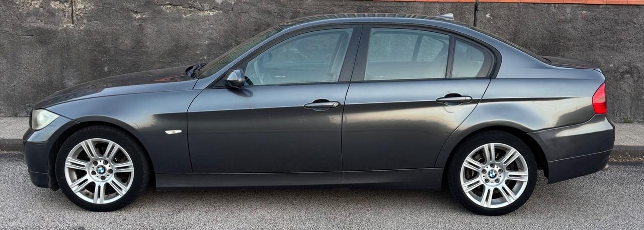 Bmw 320 D CAMBIO AUTOMATICO/INTERNI IN PELLE