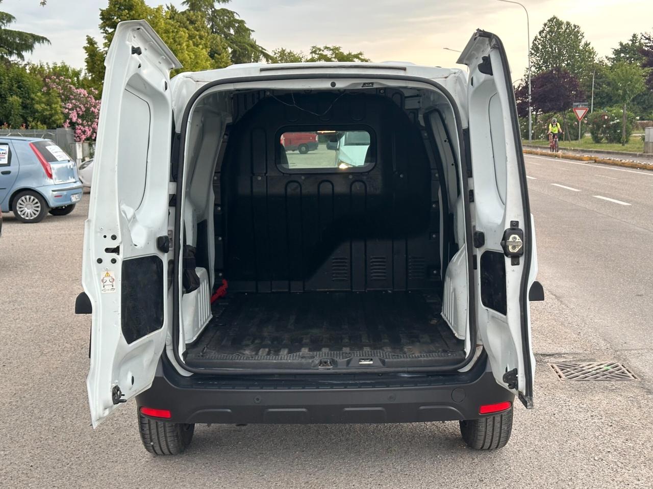 Renault Express 1.5 Blue dCi 95cv Van